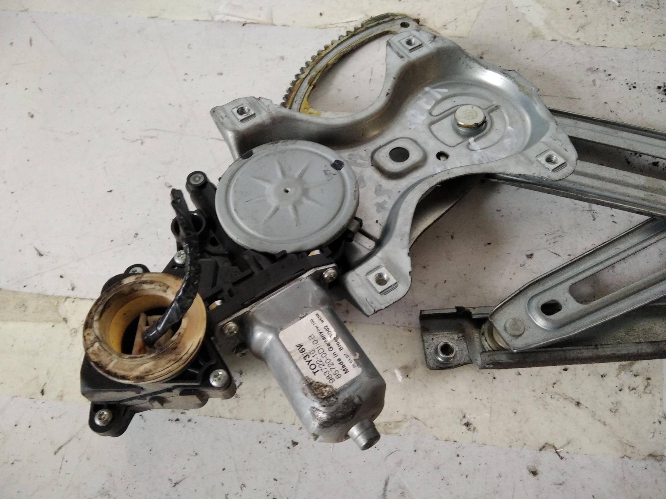 Alzacristallo elettr. porta ant. sx.